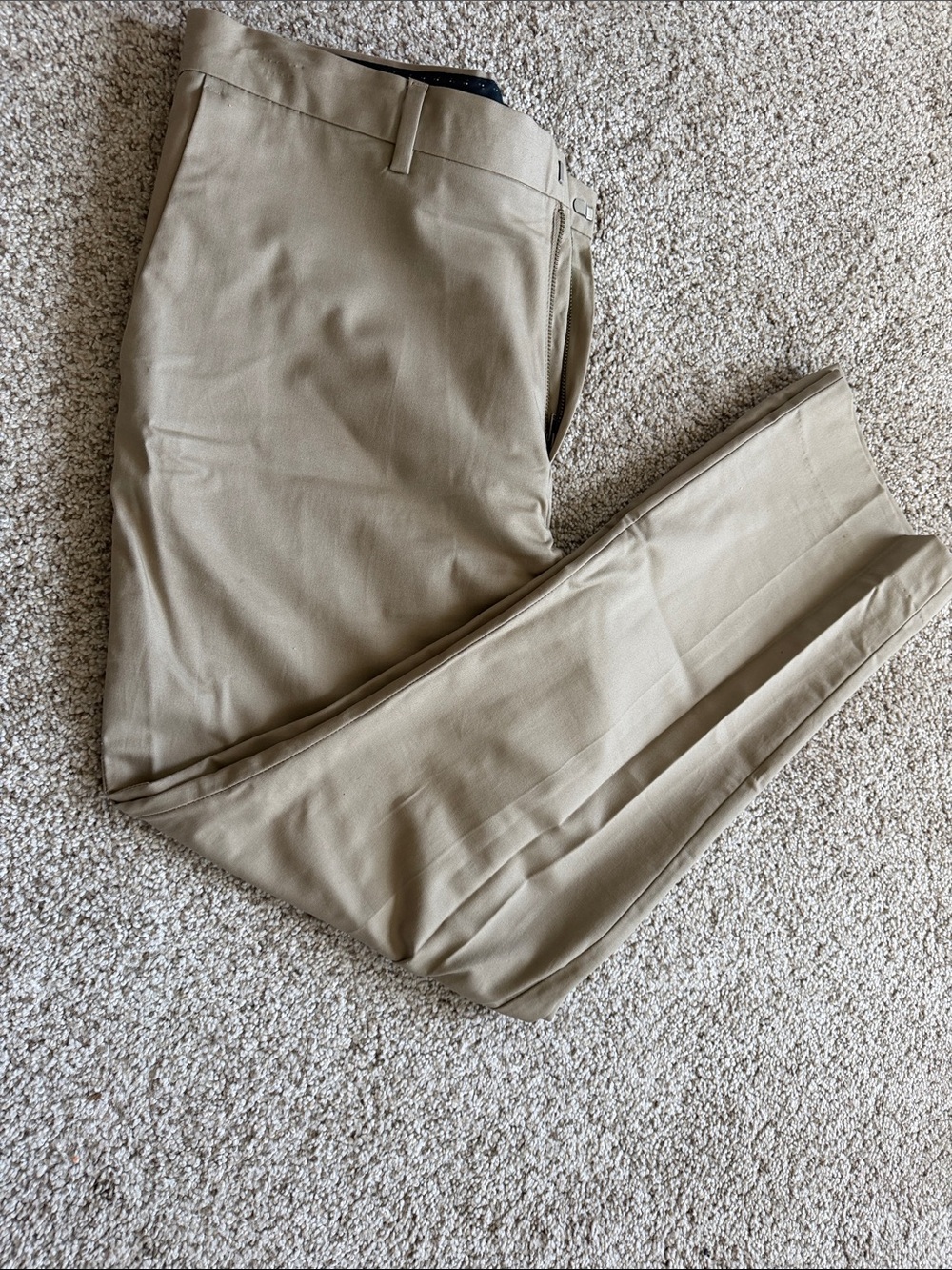 Banana Republic Men's Chinos in Khaki Tan